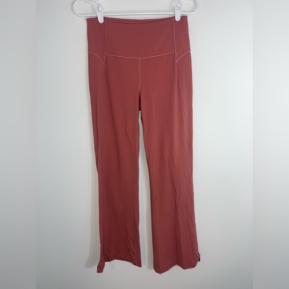 Lululemon flare Coral Leggings size 8 - Picture 1 of 12